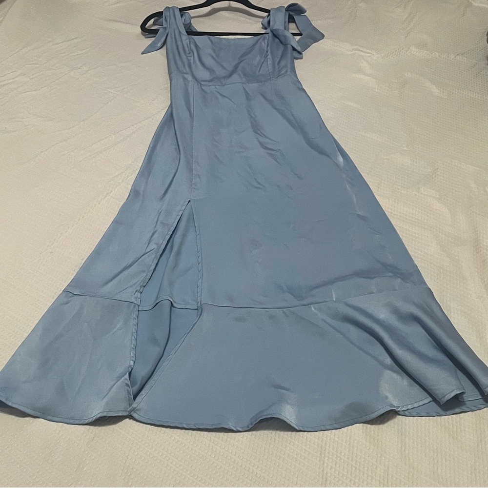 Elegant Light Blue Maxi Dress